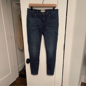 Madewell 8’’ Skinny Jeans, dark washed denim
